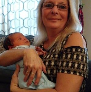 Meet your Posher, Brenda